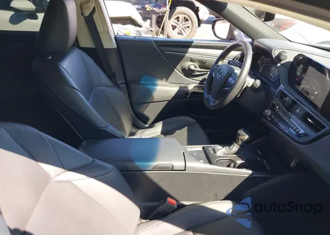 2024 Lexus Es 300H из США, поврежденный, VIN 58ADA1C14RU042657